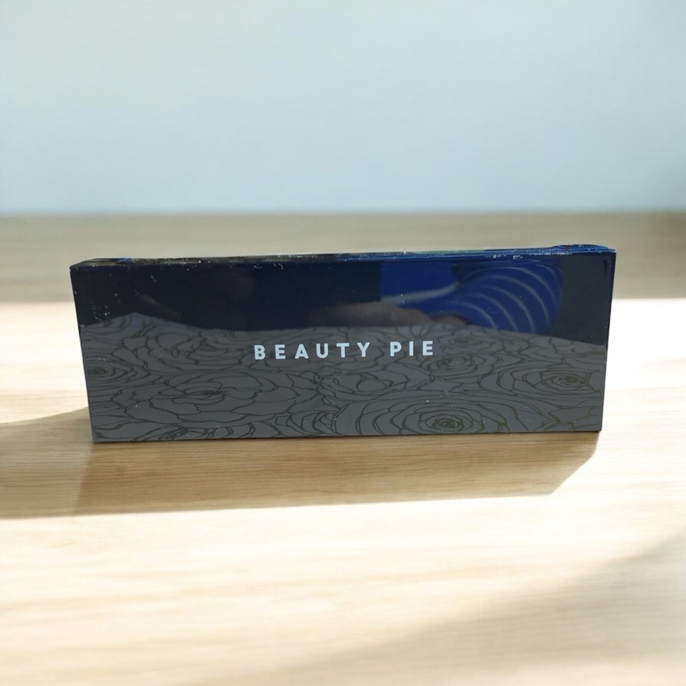 Beauty Pie Gilty Pleasure Black Eyeshadow Palette NEW
